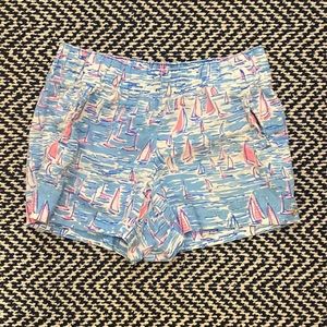 Lilly Pulitzer sailboat shorts size medium. Perfect condition